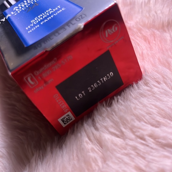 BNIB Olay Hyaluronic serum +peptide 24 hydrating serum 40ml - Picture 7 of 7